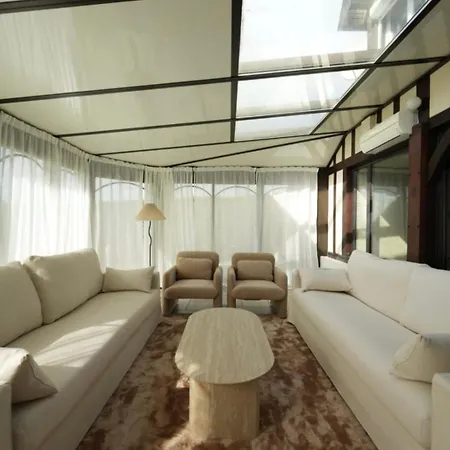 Harmony Homes - Le Bleu - Indoor Pool Sauna & Le Planquay